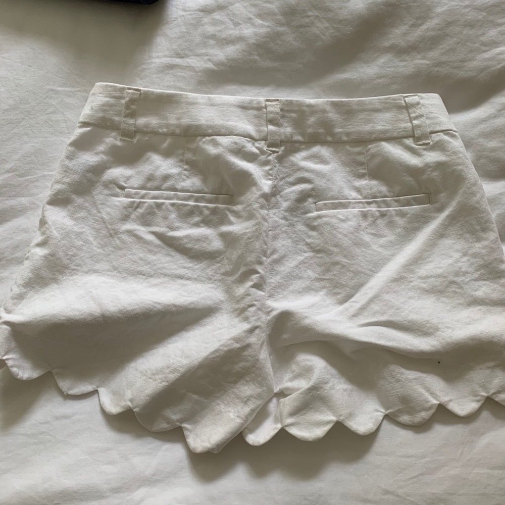 J Crew Scalloped white linen shorts